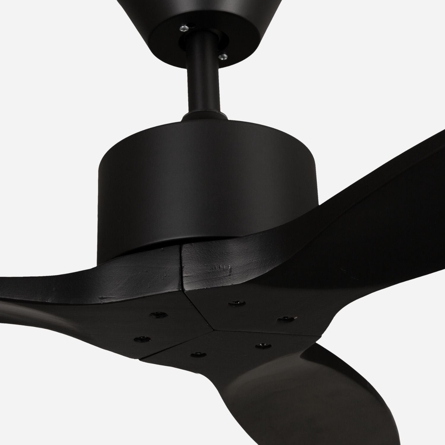 NÖRDI Breeze Noir | Ventilador de Techo Silencioso con Aspas de Madera Natural