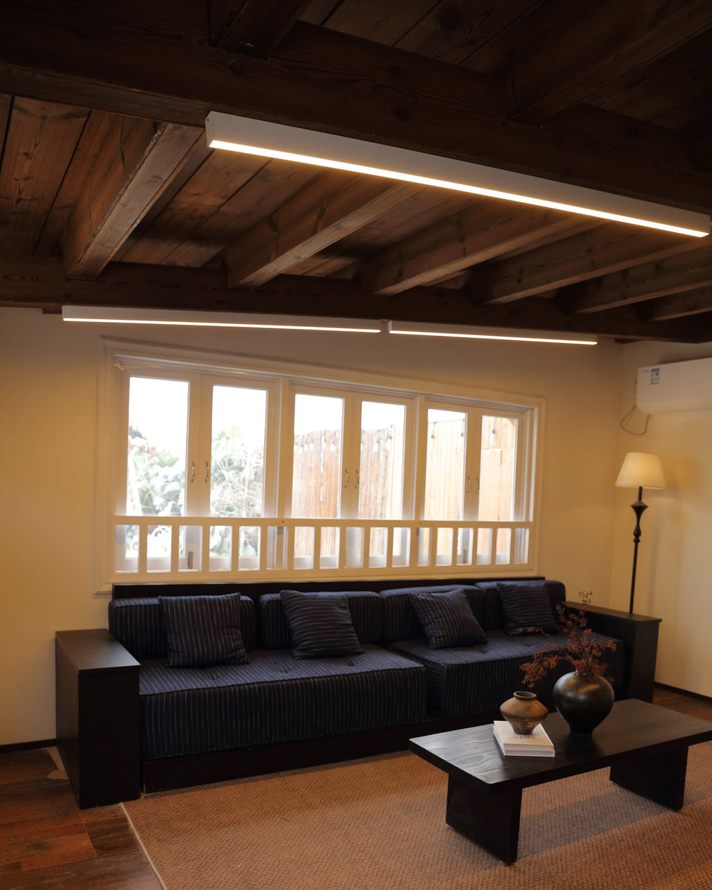 NÖRDI Axis | Lámpara de Techo LED Lineal Regulable